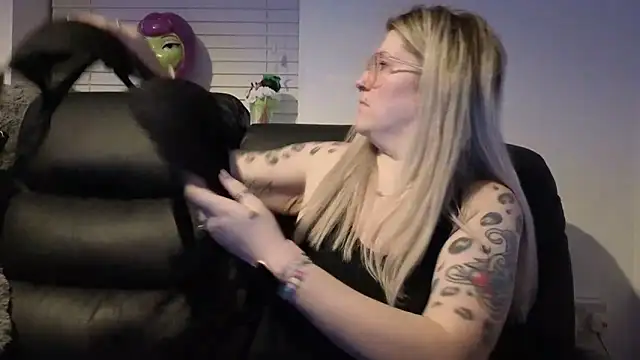 Sizzling Indie36 online show from February 2026 10:08:02 PM