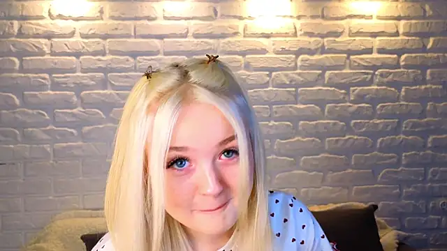 minigirl online show from March 2025 04:05:02 AM