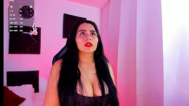 hannarusso online show from October 2025 09:56:01 PM