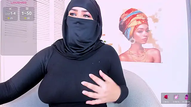 Snapshot of Layla_arabelle chatting on February 2026 08:15:01 PM Layla arabelle online show from February 2026 08:15:01 PM