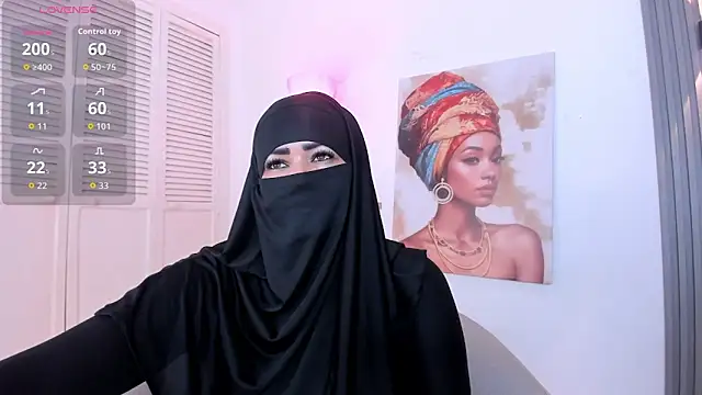 Snapshot of Layla_arabelle chatting on February 2026 08:07:02 PM Layla arabelle online show from February 2026 08:07:02 PM