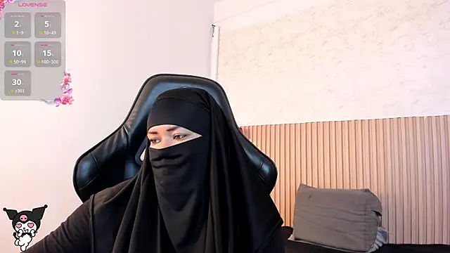 Layla arabelle online show from June 2026 08:07:02 PM