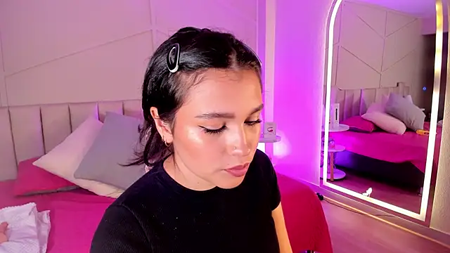 Eimmy bm online show from February 2026 07:19:02 PM