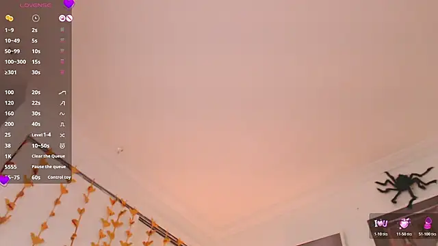 Valen ross  online show from October 2025 01:06:02 AM