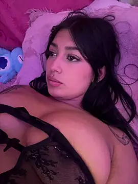 KatianPierce online show from May 2026 12:18:01 AM