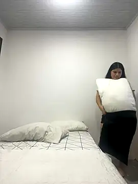 pareja curiosa19 online show from November 2025 08:00:01 PM