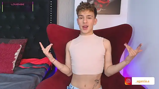 LiamWildx20 online show from October 2025 04:48:02 AM