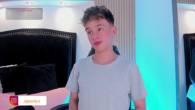 LiamWildx20 online show from May 2026 05:02:02 AM