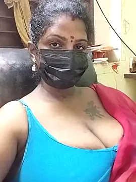 poojaa-rani online show from November 2025 06:08:01 PM