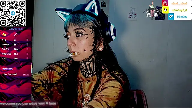 Snapshot of d3m0ny0_0 chatting on March 2026 07:02:01 AM d3m0ny0 0 online show from March 2026 07:02:01 AM