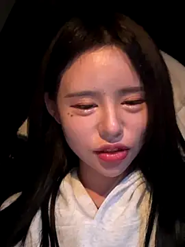 Snapshot of tangju7 chatting on November 2025 02:00:01 PM tangju7 online show from November 2025 02:00:01 PM