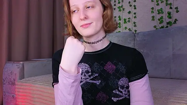 Snapshot of c0ralynx chatting on July 2026 01:19:01 PM c0ralynx online show from July 2026 01:19:01 PM