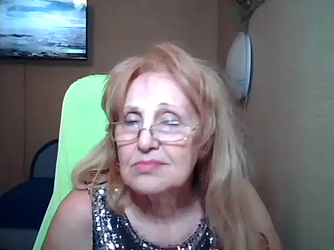 Snapshot of Margo_Sweety chatting on March 2025 08:21:02 PM Margo Sweety online show from March 2025 08:21:02 PM