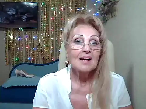Snapshot of Margo_Sweety chatting on September 2025 04:18:02 PM Margo Sweety online show from September 2025 04:18:02 PM