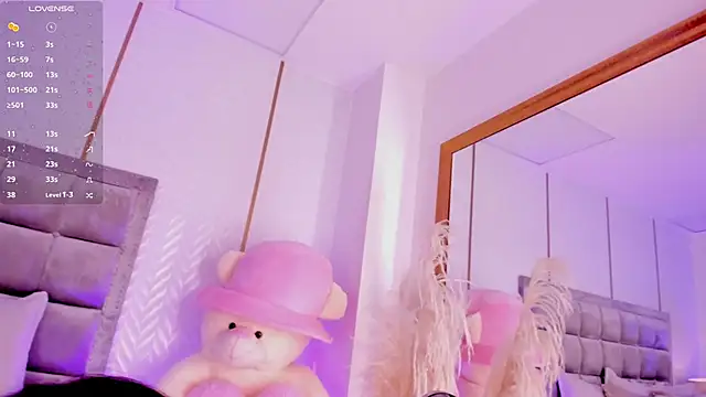 Snapshot of laurencarter1 chatting on September 2025 03:07:02 AM laurencarter1 online show from September 2025 03:07:02 AM