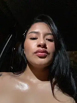 Snapshot of andrea_gomes_ chatting on October 2025 08:46:01 AM andrea gomes online show from October 2025 08:46:01 AM