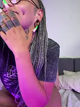 xxveraa vibe online show from July 2026 09:50:01 PM