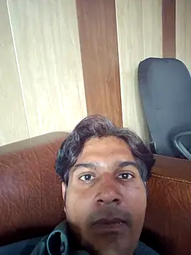 Snapshot of johnny8731 chatting on October 2025 10:05:01 AM johnny8731 online show from October 2025 10:05:01 AM