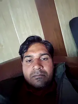 Snapshot of johnny8731 chatting on February 2026 07:23:01 AM johnny8731 online show from February 2026 07:23:01 AM