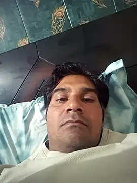 Snapshot of johnny8731 chatting on March 2026 04:24:02 PM johnny8731 online show from March 2026 04:24:02 PM