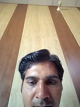 Snapshot of johnny8731 chatting on March 2026 04:37:01 AM johnny8731 online show from March 2026 04:37:01 AM