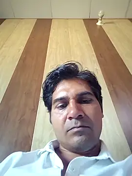 Snapshot of johnny8731 chatting on March 2026 04:40:01 AM johnny8731 online show from March 2026 04:40:01 AM