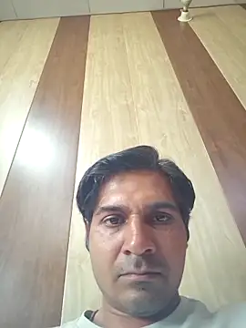 Snapshot of johnny8731 chatting on March 2026 05:07:02 AM johnny8731 online show from March 2026 05:07:02 AM