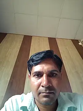 Snapshot of johnny8731 chatting on April 2026 06:22:01 AM johnny8731 online show from April 2026 06:22:01 AM