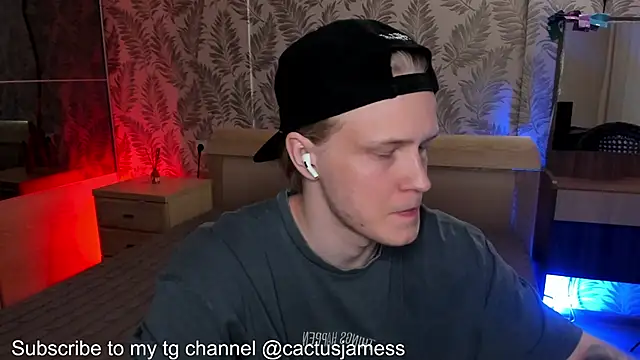 Snapshot of Cactus__James chatting on October 2025 05:13:02 PM Cactus James online show from October 2025 05:13:02 PM