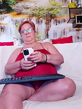 Snapshot of QueenPammy1 chatting on February 2025 01:05:02 PM QueenPammy1 online show from February 2025 01:05:02 PM