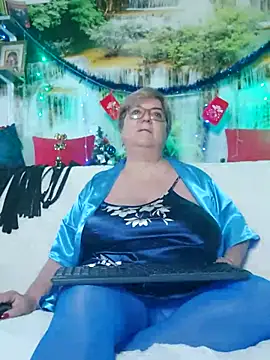 Snapshot of QueenPammy1 chatting on December 2025 06:30:02 AM QueenPammy1 online show from December 2025 06:30:02 AM