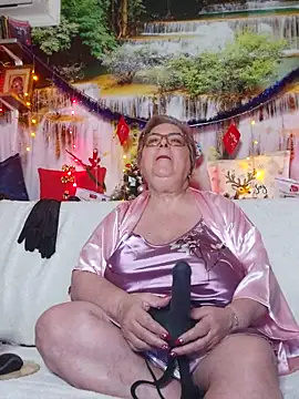 Snapshot of QueenPammy1 chatting on December 2025 05:46:01 AM QueenPammy1 online show from December 2025 05:46:01 AM