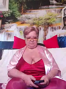 Snapshot of QueenPammy1 chatting on February 2026 07:48:02 AM QueenPammy1 online show from February 2026 07:48:02 AM