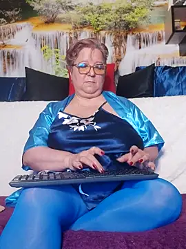 Snapshot of QueenPammy1 chatting on February 2026 08:21:01 AM QueenPammy1 online show from February 2026 08:21:01 AM