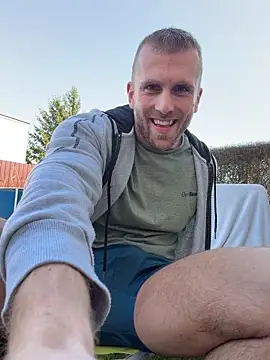 Snapshot of trainwithme chatting on March 2026 09:46:01 AM trainwithme online show from March 2026 09:46:01 AM