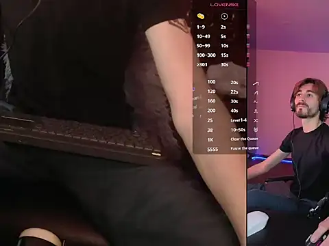 Snapshot of Aaron_malikk chatting on November 2025 03:01:02 PM Aaron malikk online show from November 2025 03:01:02 PM