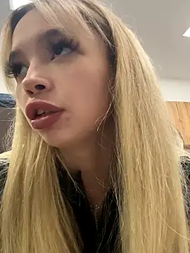 katyevance online show from November 2025 05:01:02 PM