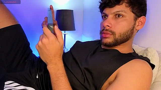 Snapshot of haku_kanjy chatting on October 2025 10:55:02 PM haku kanjy online show from October 2025 10:55:02 PM