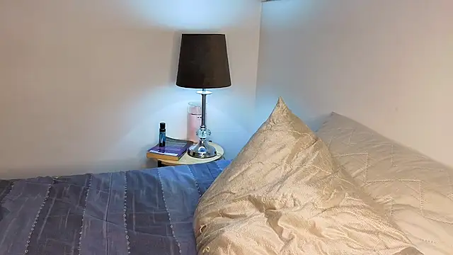 Snapshot of haku_kanjy chatting on October 2025 01:02:02 AM haku kanjy online show from October 2025 01:02:02 AM