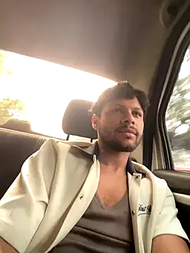 Snapshot of haku_kanjy chatting on October 2025 12:28:02 PM haku kanjy online show from October 2025 12:28:02 PM