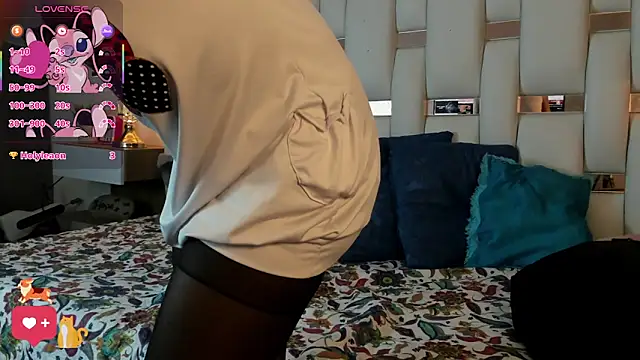 cherryboom23 online show from May 2026 07:11:01 PM