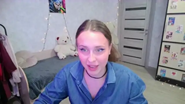 Snapshot of BarbiePieer chatting on November 2025 06:13:01 AM BarbiePieer online show from November 2025 06:13:01 AM