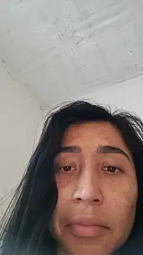 Elowyn online show from November 2025 06:43:01 PM