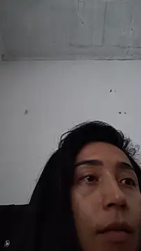 Elowyn online show from November 2025 03:37:02 PM