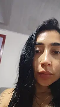 Elowyn online show from May 2026 05:40:01 PM