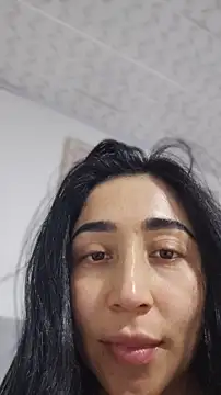 Elowyn online show from May 2026 11:11:01 PM