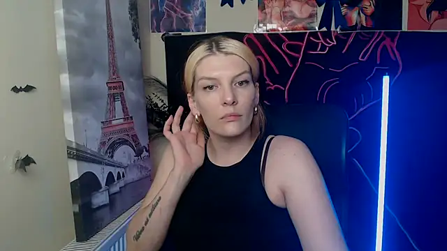 VanessaRey  online show from May 2026 04:03:01 PM