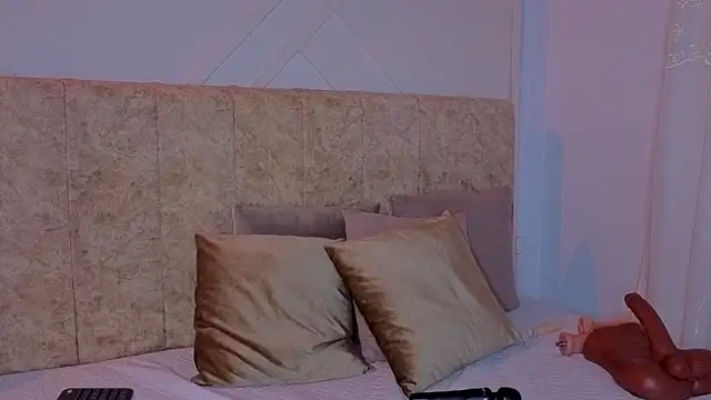 angelinarouse  online show from June 2026 03:15:02 AM