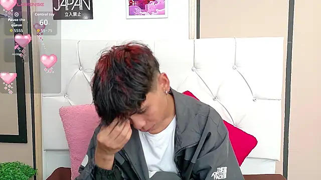 Snapshot of Ethan_Westt chatting on November 2025 02:07:02 PM Ethan Westt online show from November 2025 02:07:02 PM