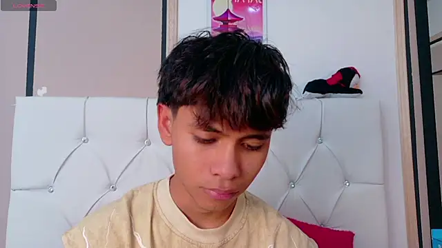 Ethan Westt online show from April 2026 08:51:02 PM